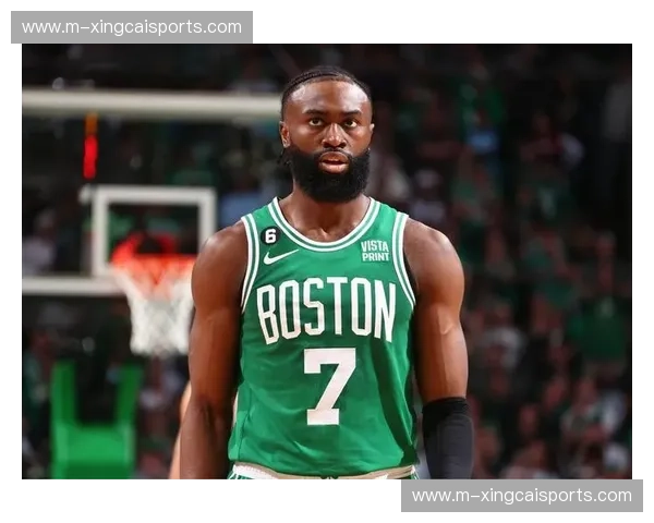 凯尔特人布朗27分8篮板8助攻 全能表现提升球队进攻多维性